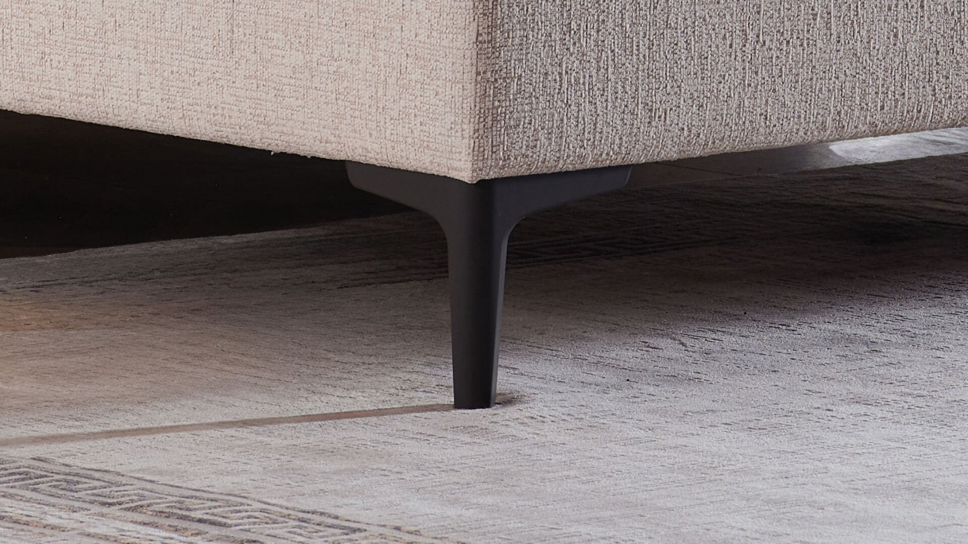 Bellona baza ayakları plastik mi? - Kapak Görseli